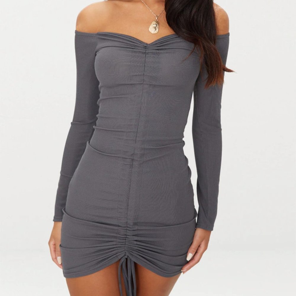 SEXY PRETTLY LITTLE THING CHARCOAL GREY RIBBED RUCHED BODYCON DRESS SIZE 4